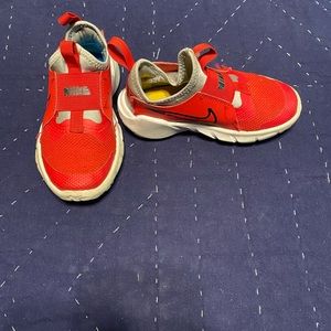 Toddler Nike Sneakers Size 10.5